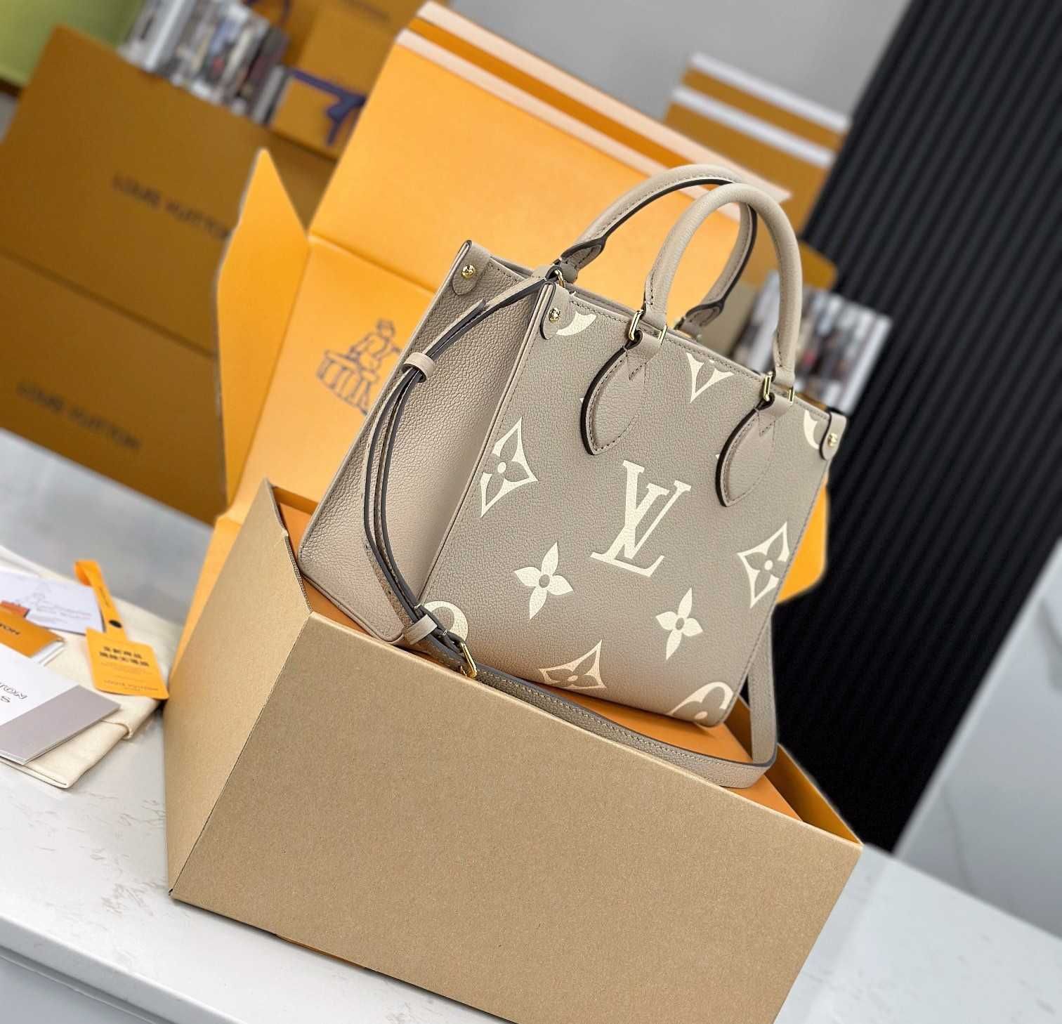 Geanta Louis Vuitton Onthego 25cm, bej, tip Premium