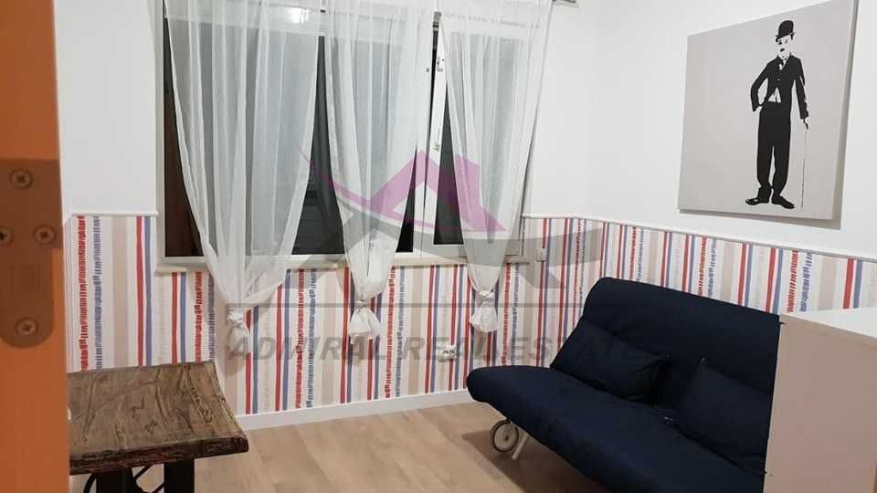 Дава се под наем Тристаен апартамент в Варна, Окръжна болница - 90 кв.м за 800 € - Снимка #3