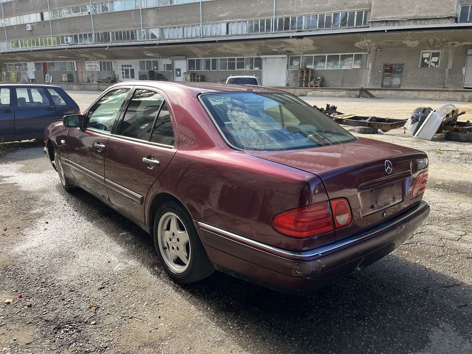 На части Mercedes E200 W210 (136 к.с. Автомат)