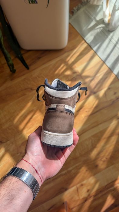 Дамски обувки Nike Air Jordan 1 OG GS Mocha