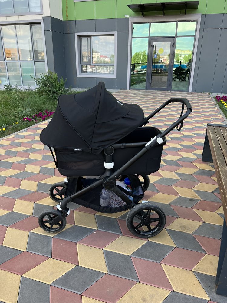 Продам коляску 2 в 1 Bugaboo  Fox 3