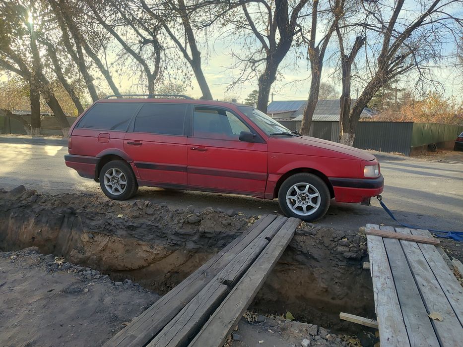 По запчастям продаётся пассат Б3 универсал