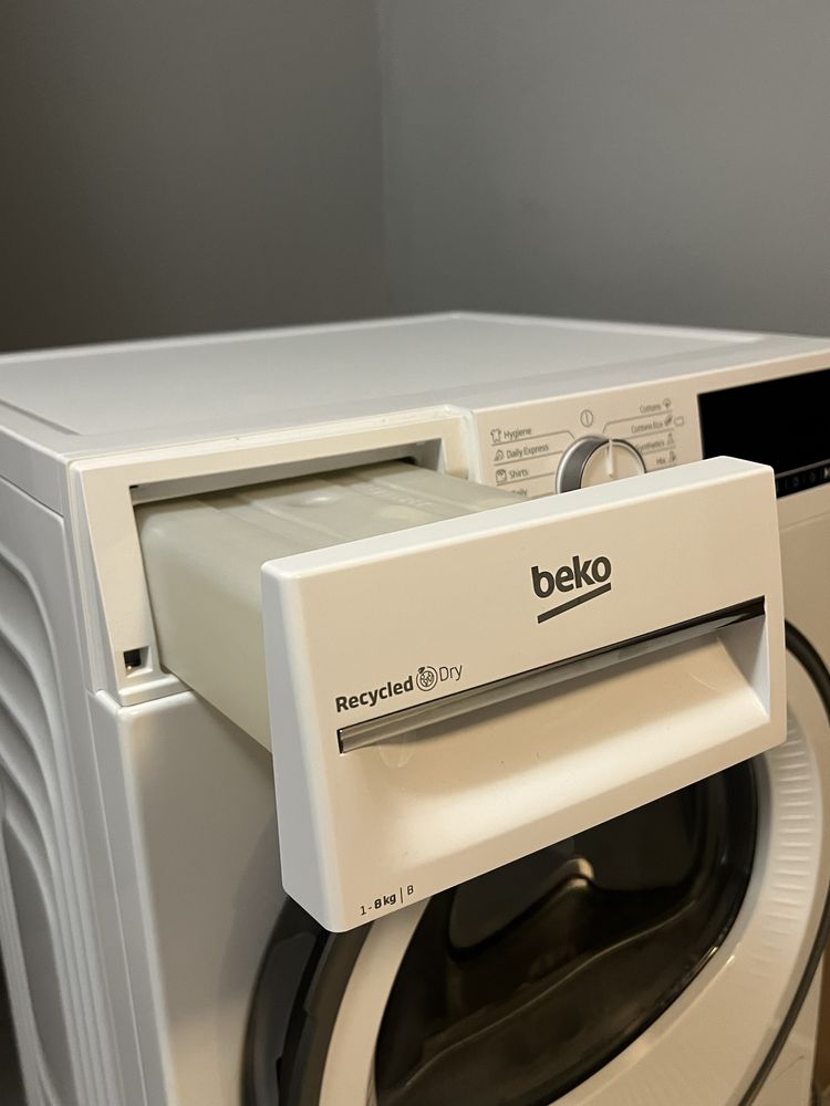 Сушилня BEKO B3T68110