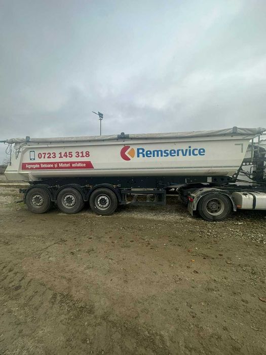 Semiremorca schmitz basculabila