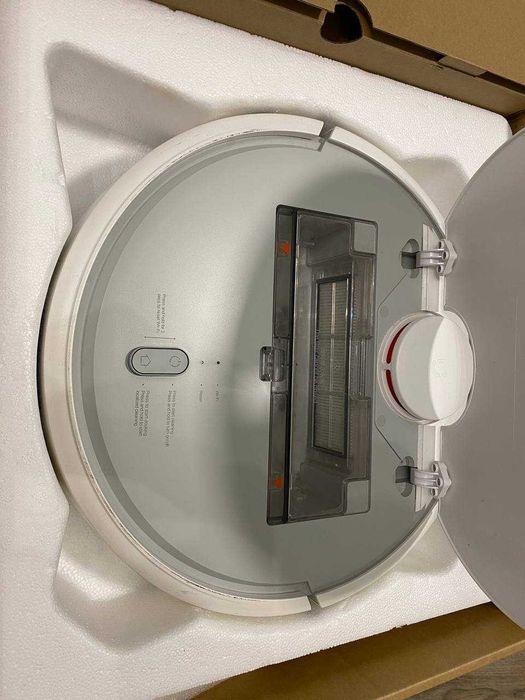 Робот-прахосмукачка Xiaomi Mi Robot Vacuum EU