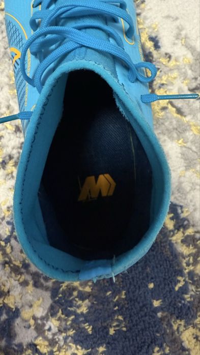 Adidasi de fotbal nike mercurial culoare albastru marimea 42,5