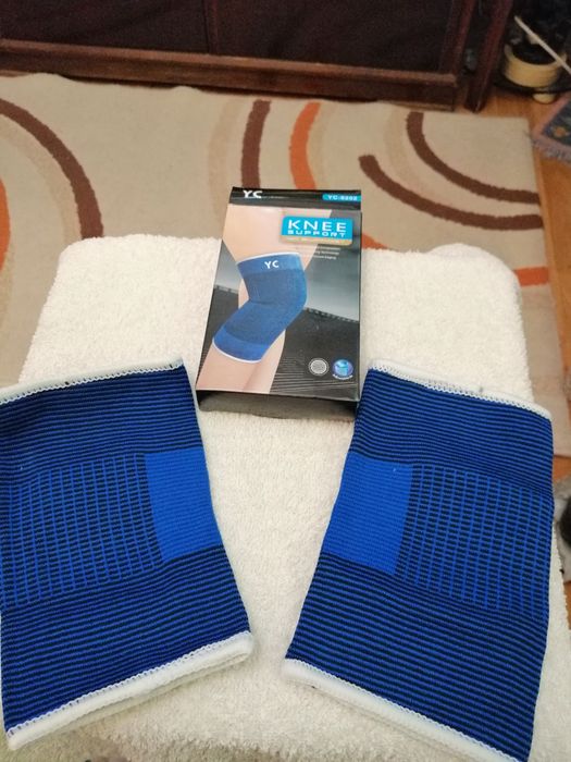 Genunchiere o pereche