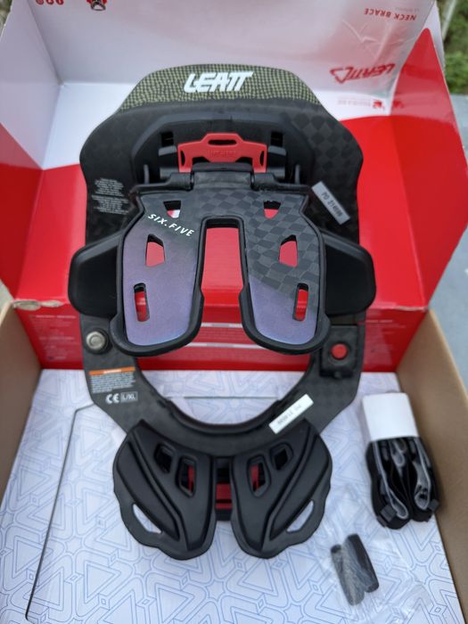 NECK BRACE Leatt DBX 6.5 CARBON Protectie gat Enduro Motocross ATV