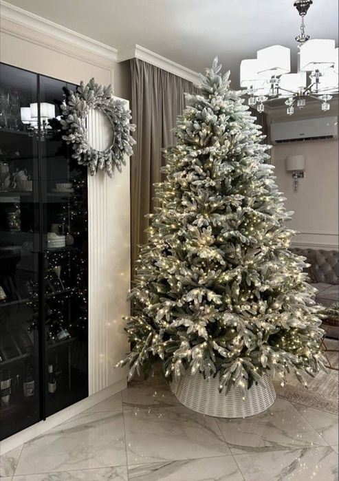 ЕЛКА 2,7 метра пышная