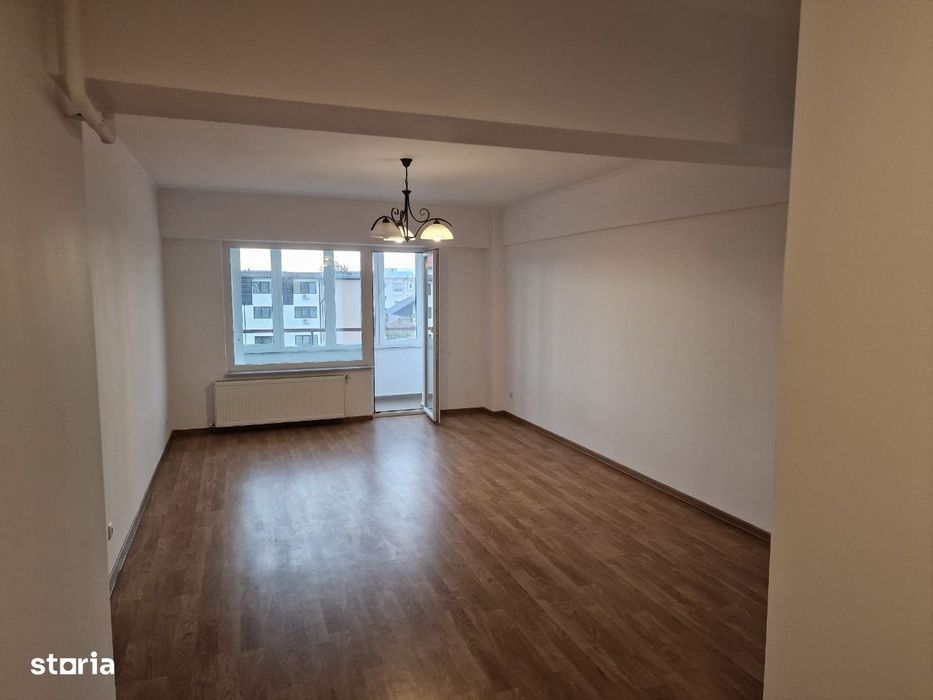 De vanzare apartament 2 camere dec etaj 5/7, 72 mp, Zamca ,Suceava