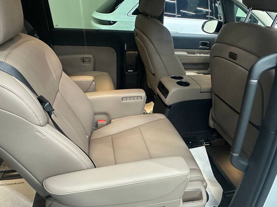 LIXIANG MEGA  710 km 3 yil uoki 100,000 pr master akaunt + padarka