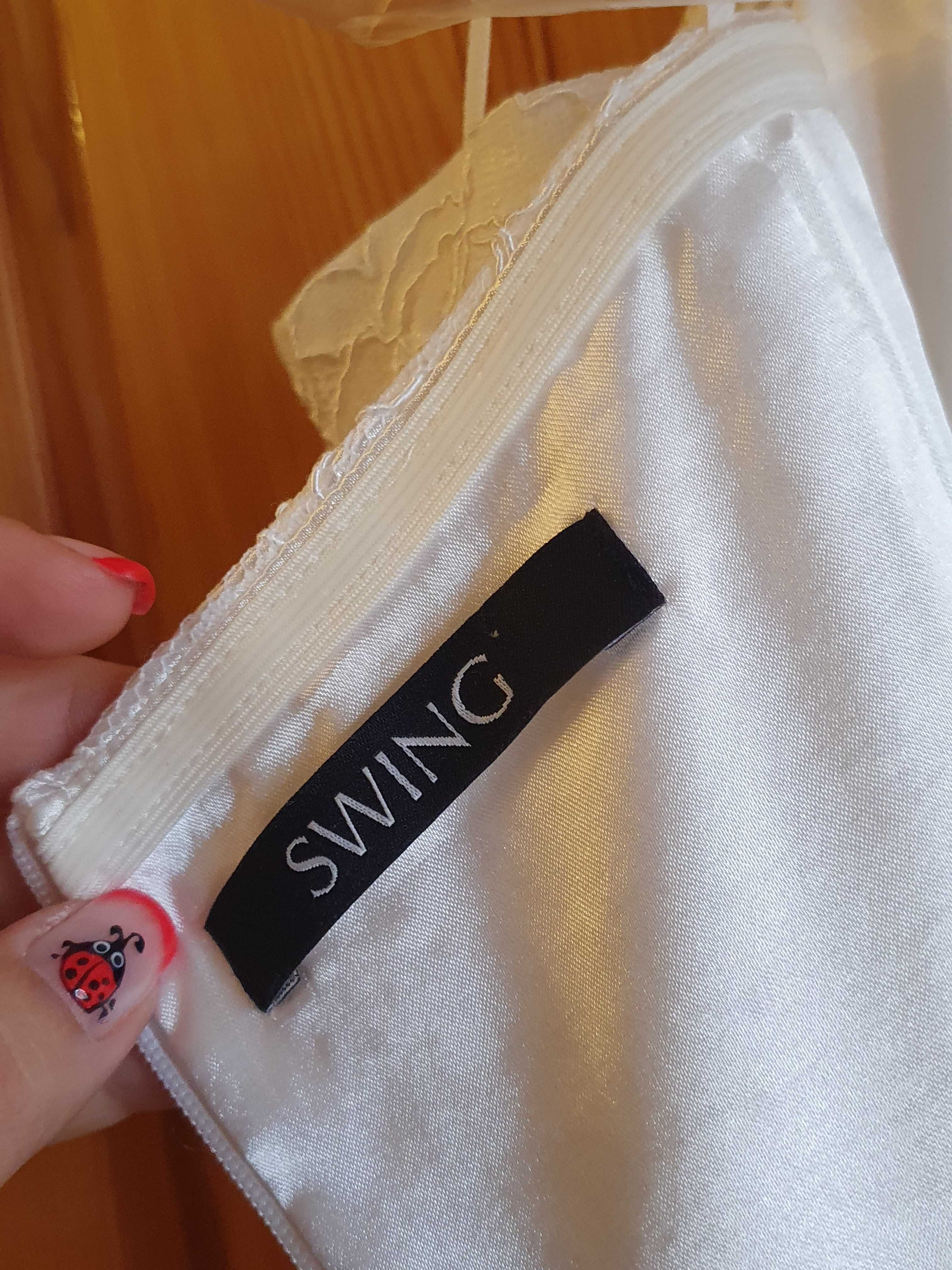 Сватбена/булчинска рокля Swing