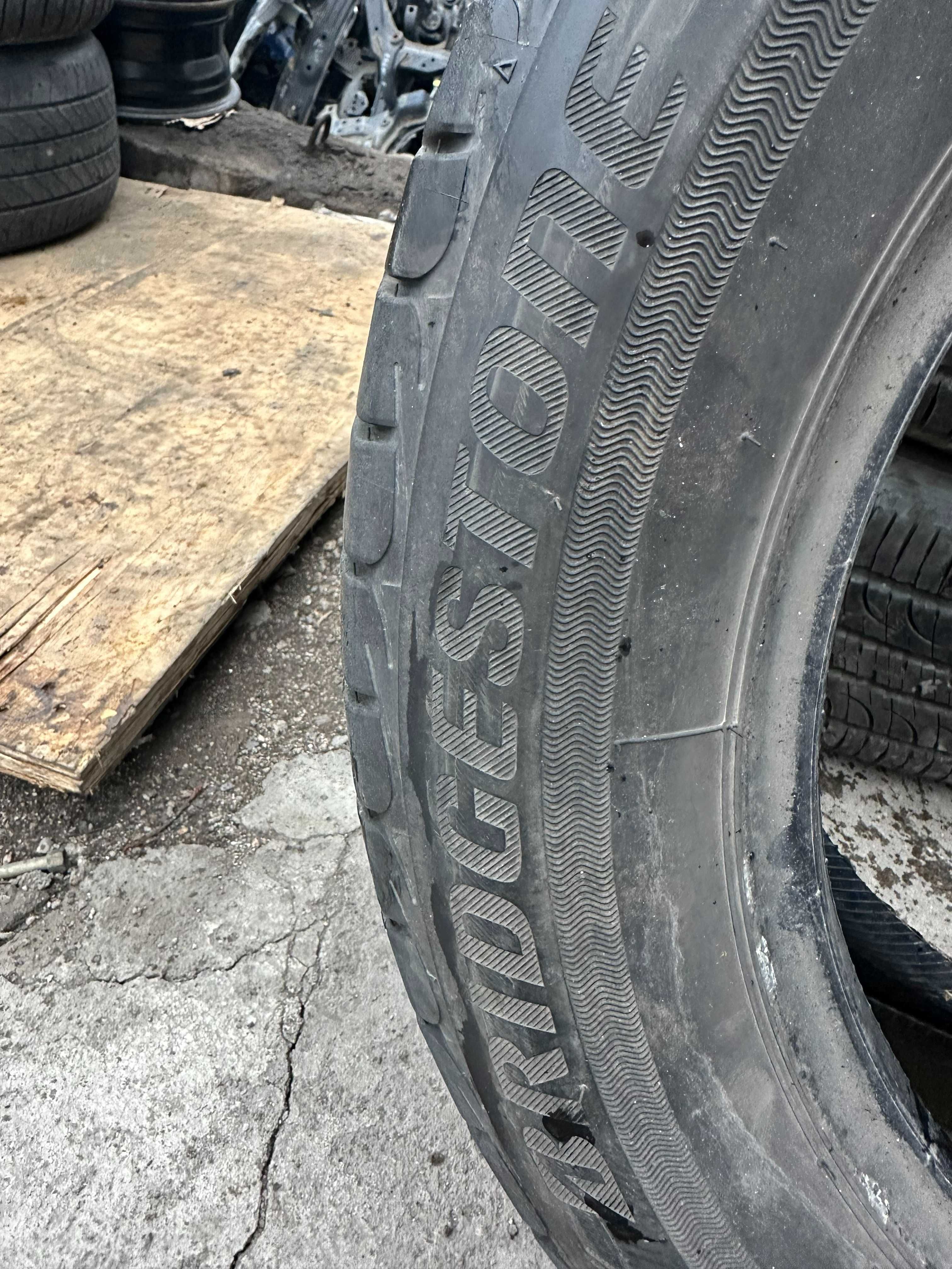 Резина Bridgestone летний комплект 215/60 R17 из Японии