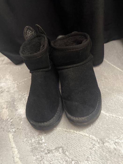 Ghete fetita ugg nr 30