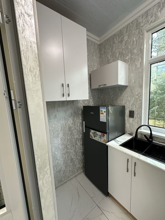 Чилонзор 8-кварталда 1*(2) хоналик евро ремонт квартира сотилади. Свой