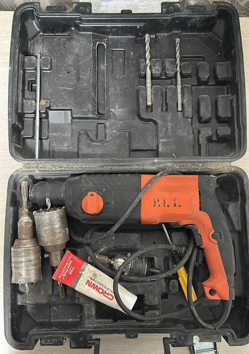 Перфоратор Pit p22401,  г Семей, ул 15мкр 9/17, лот 794868