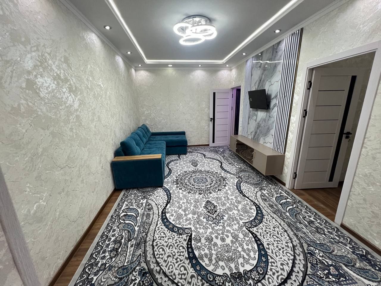 Продам квартиру, Чиланзар 19 квартал), 1/1/4 с Мебелью и Техникой