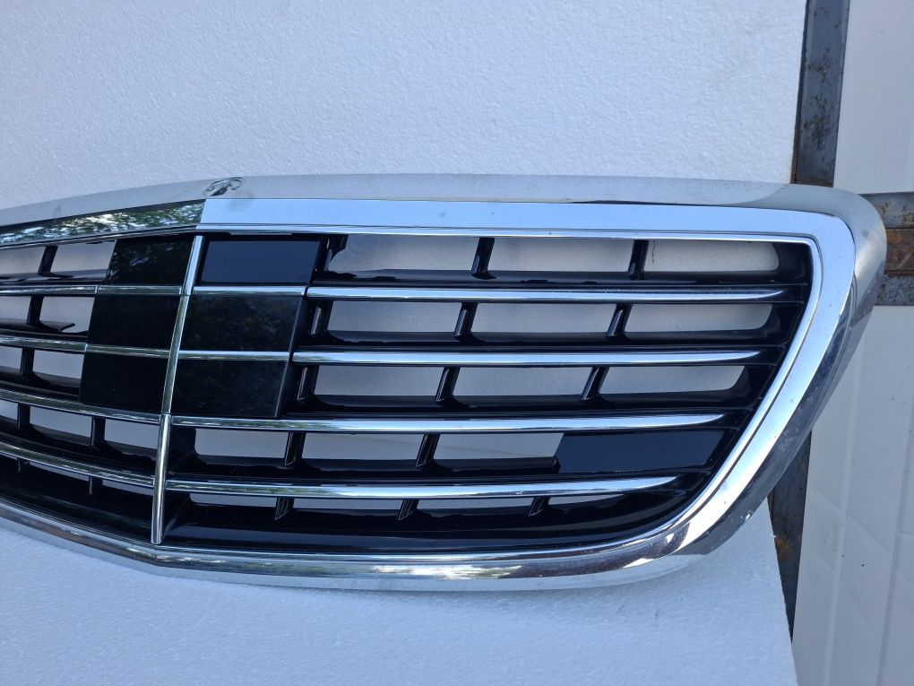 Решетка дистроник Mercedes w222