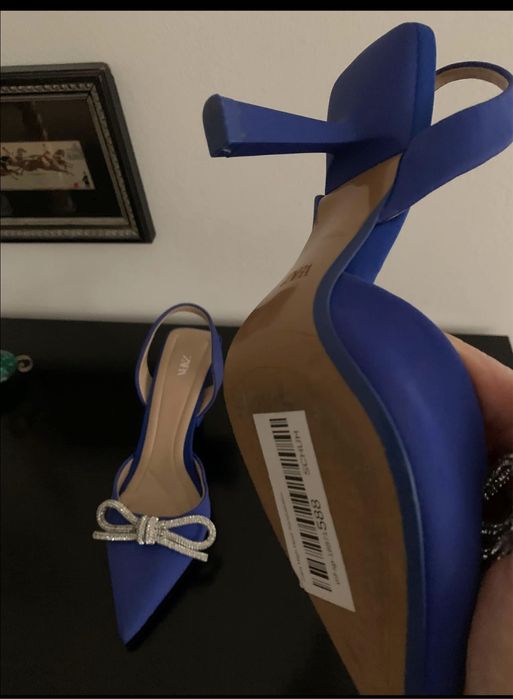 Pantofi sandale Zara marimea 38