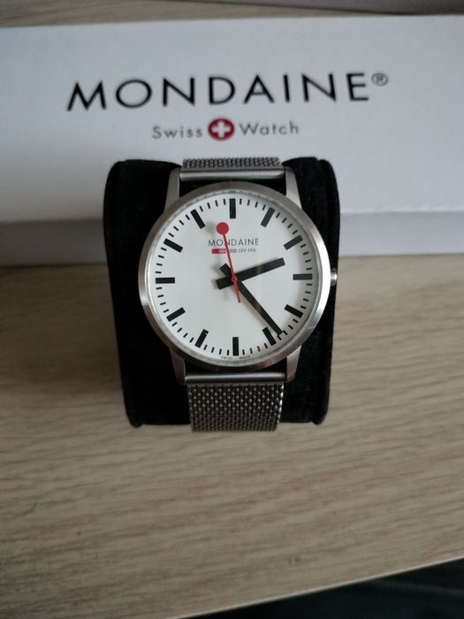 Vand  Mondaine slim swiss made