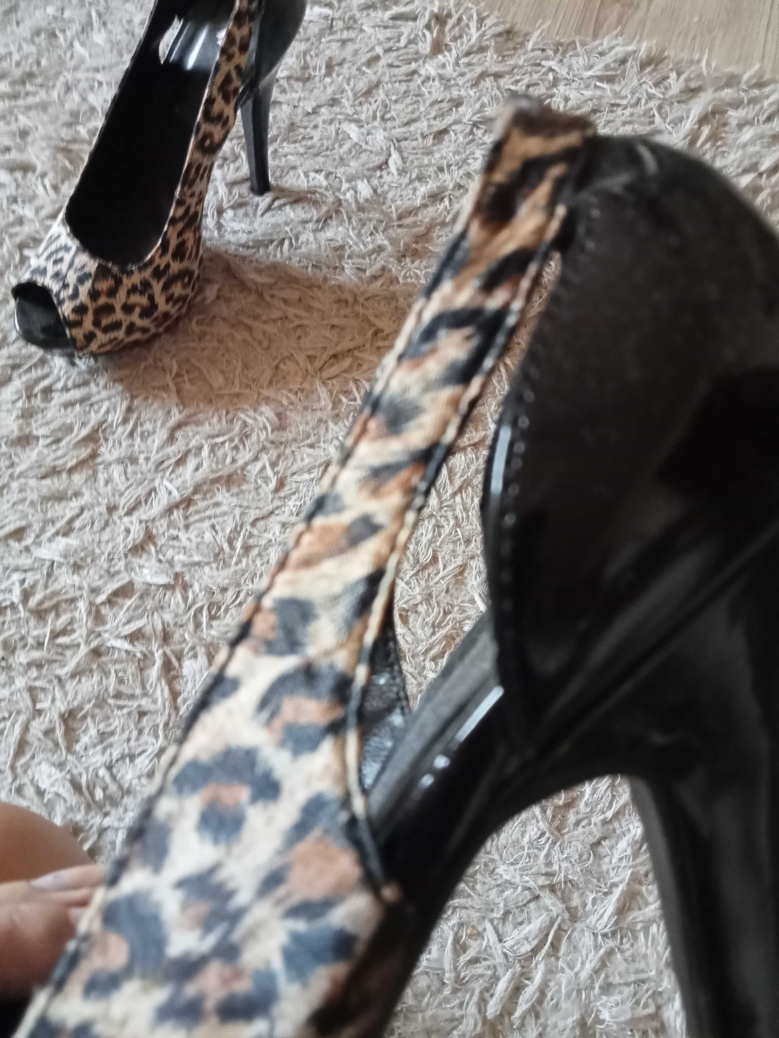 Pantofi animal print 37