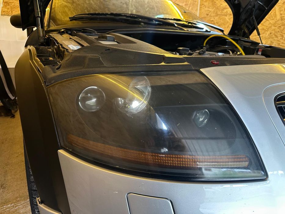 Vând diferite piese TT MK1