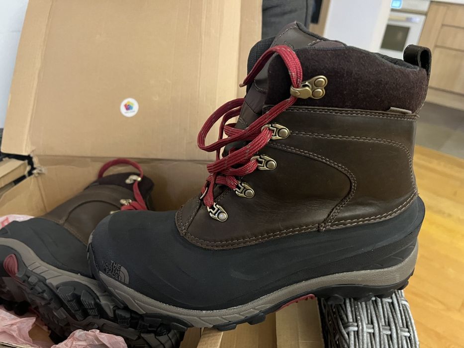 The North Face Chilkat II Luxe 45.5 / 44.5