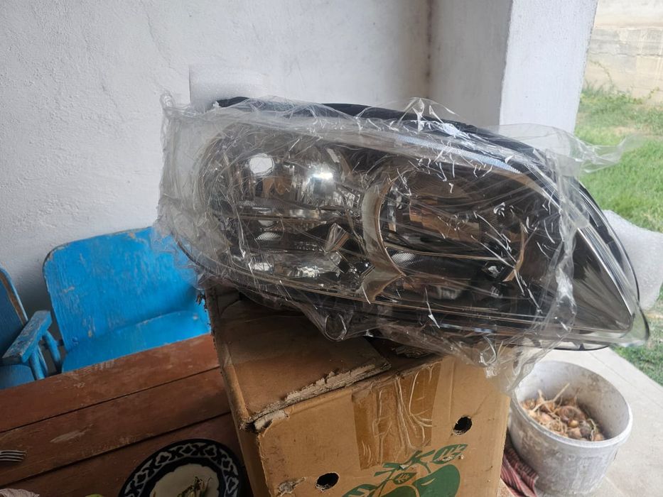 Новые фары на Пежо 301