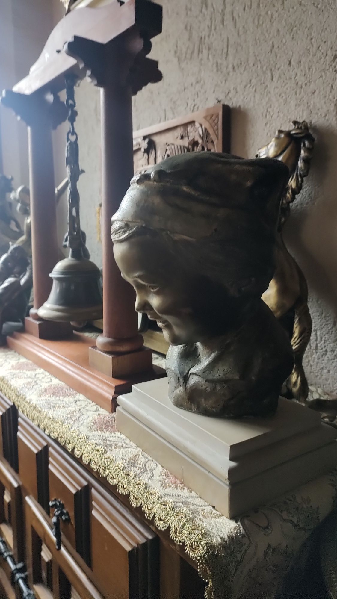 Sculpture bronz cap de copil