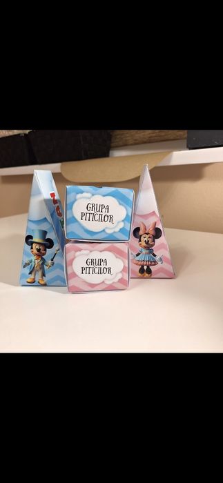 Carton tip felie de tort