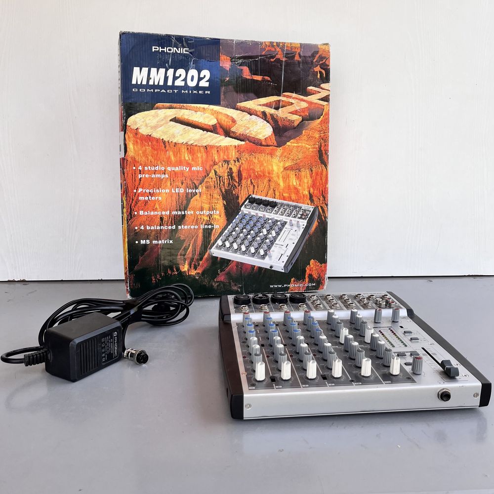 Микшер Phonic mm 1202 микшерный пульт