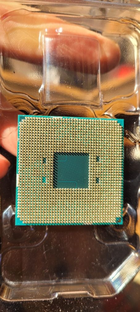 Procesor AMD Ryzen 5 3400G AM4 3.7Ghz cu cooler stock