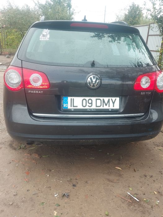 Vand pasat b6  pret ușor ngociabil