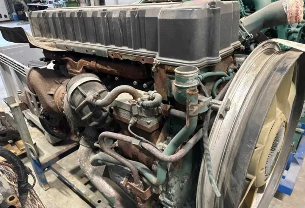 Motor complet Volvo D12D 420 cai putere testat verificat cu garantie