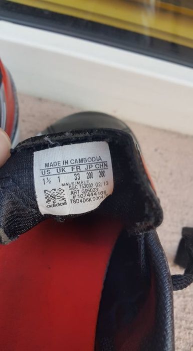 adidas стоножки оригинални EU 33