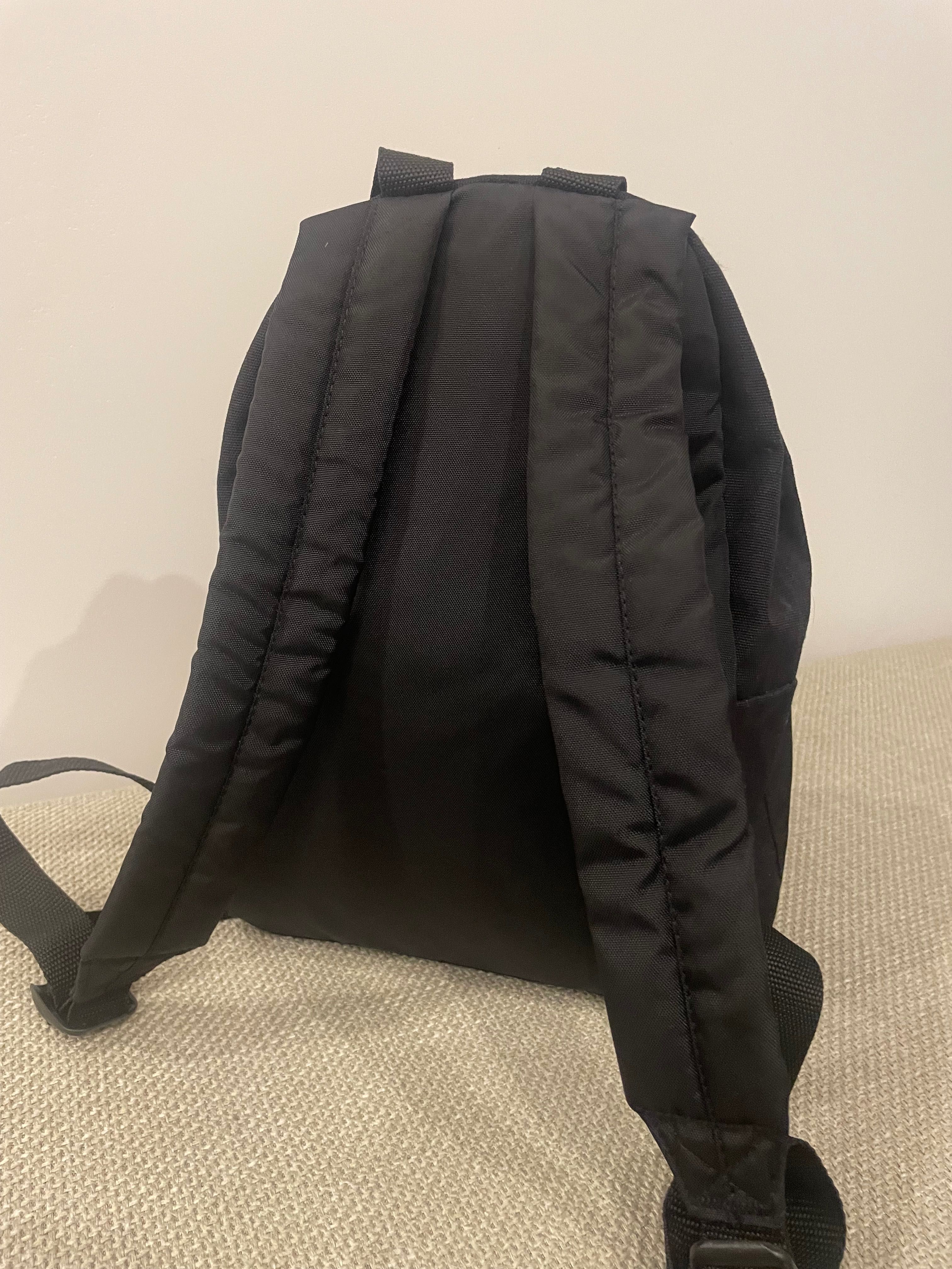 Мини раница EASTPAK USA