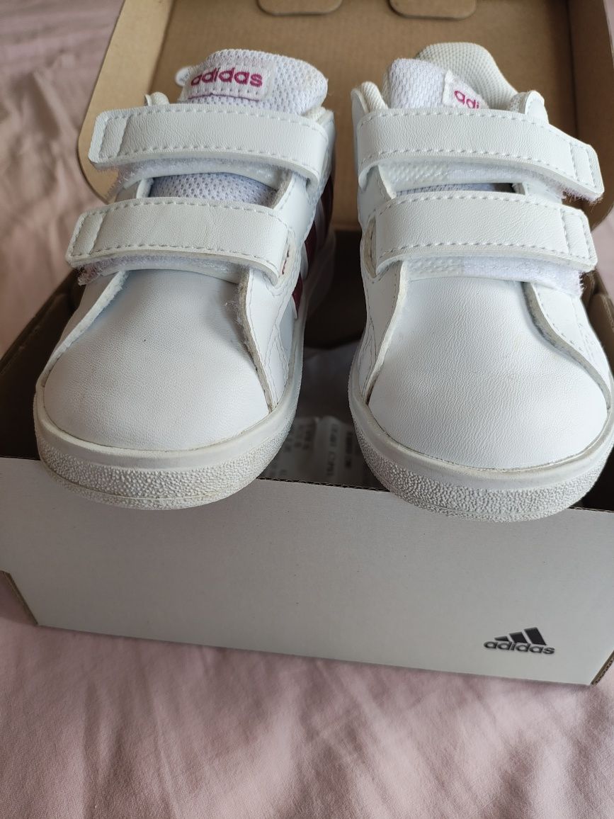 Adidas детски маратонки