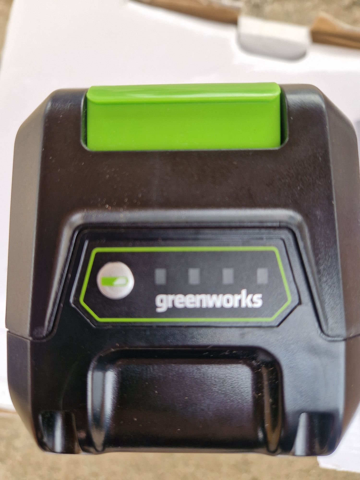 Acumulator greenworks