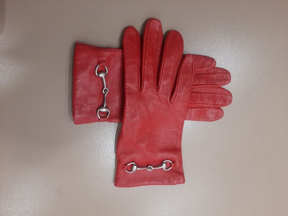 Дамски червени кожени ръкавици