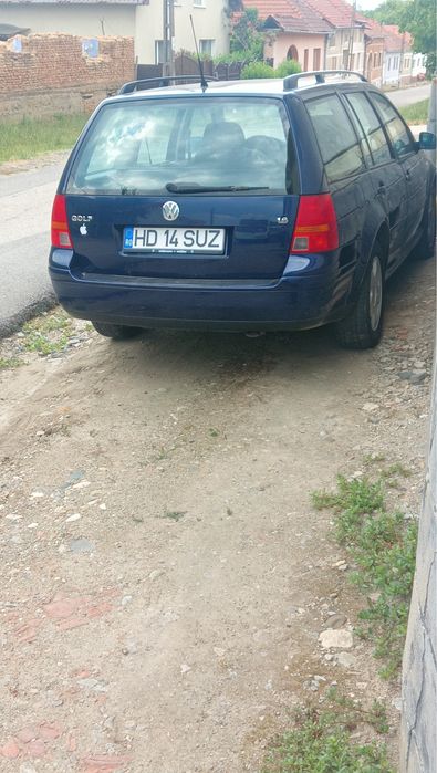 Vand golf 4 16 benzina