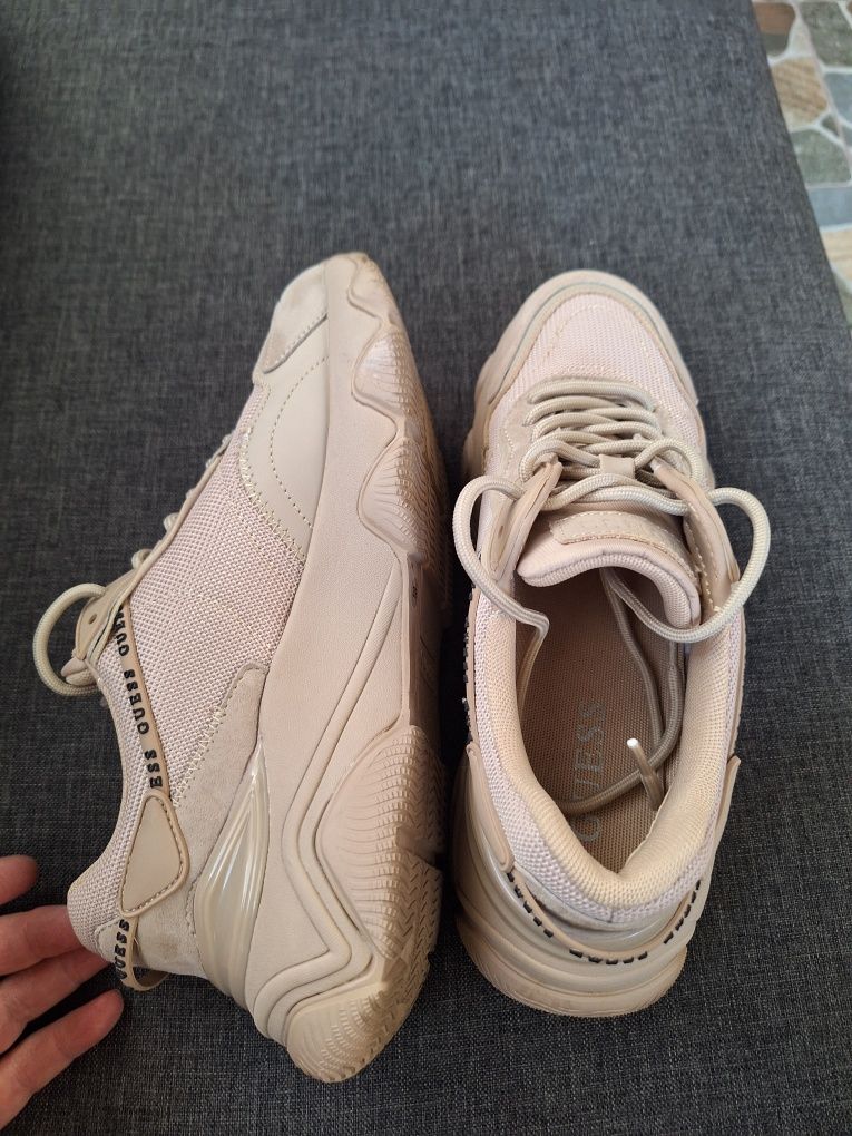 Adidași Guess..dama