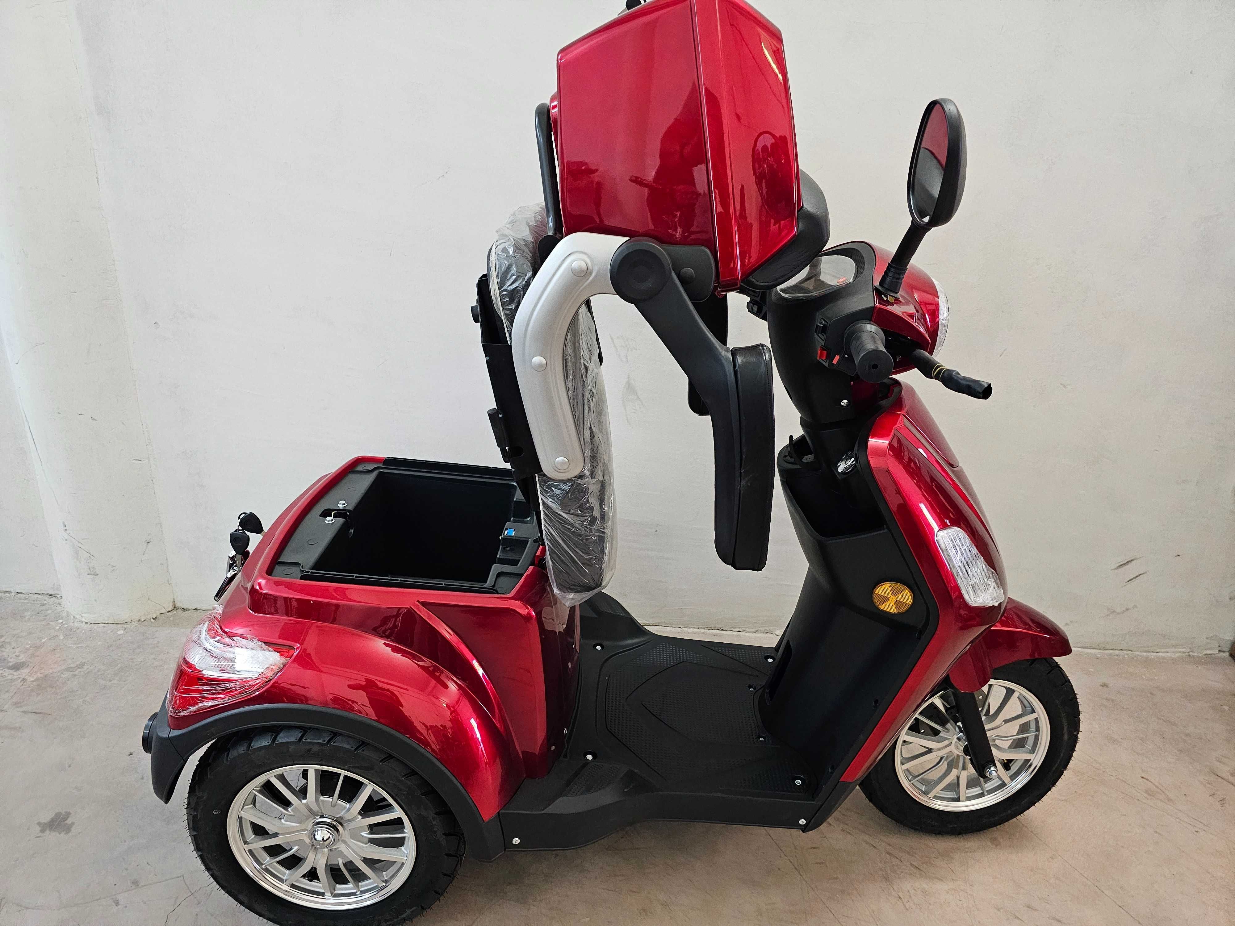 Електрическа триколка,скутер В1-1500W със задно задвижване
