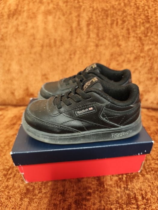Детски кожени обувки Reebok - размер 23.5