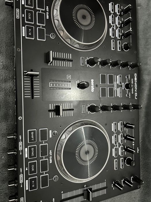 Consola DENON DJ