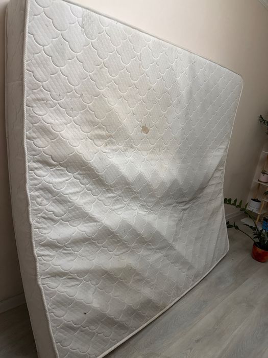 Продам Матрас 180*200
