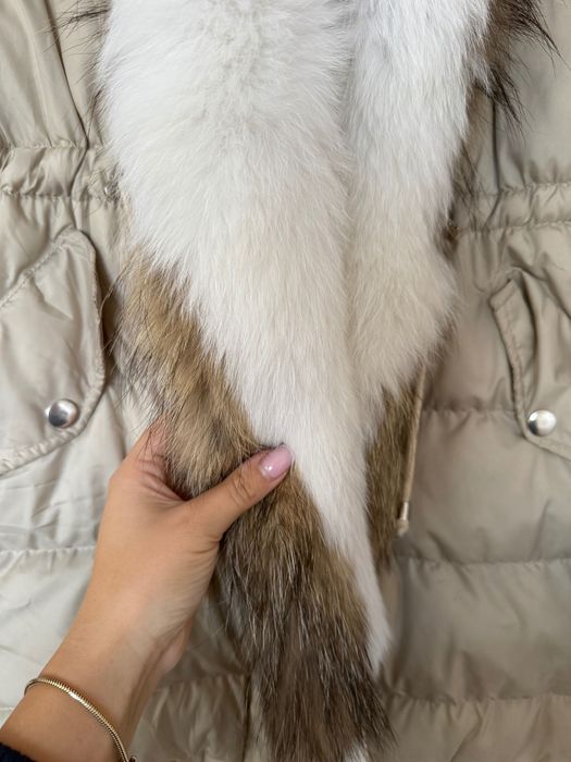 Яке с естествен пух от лисица