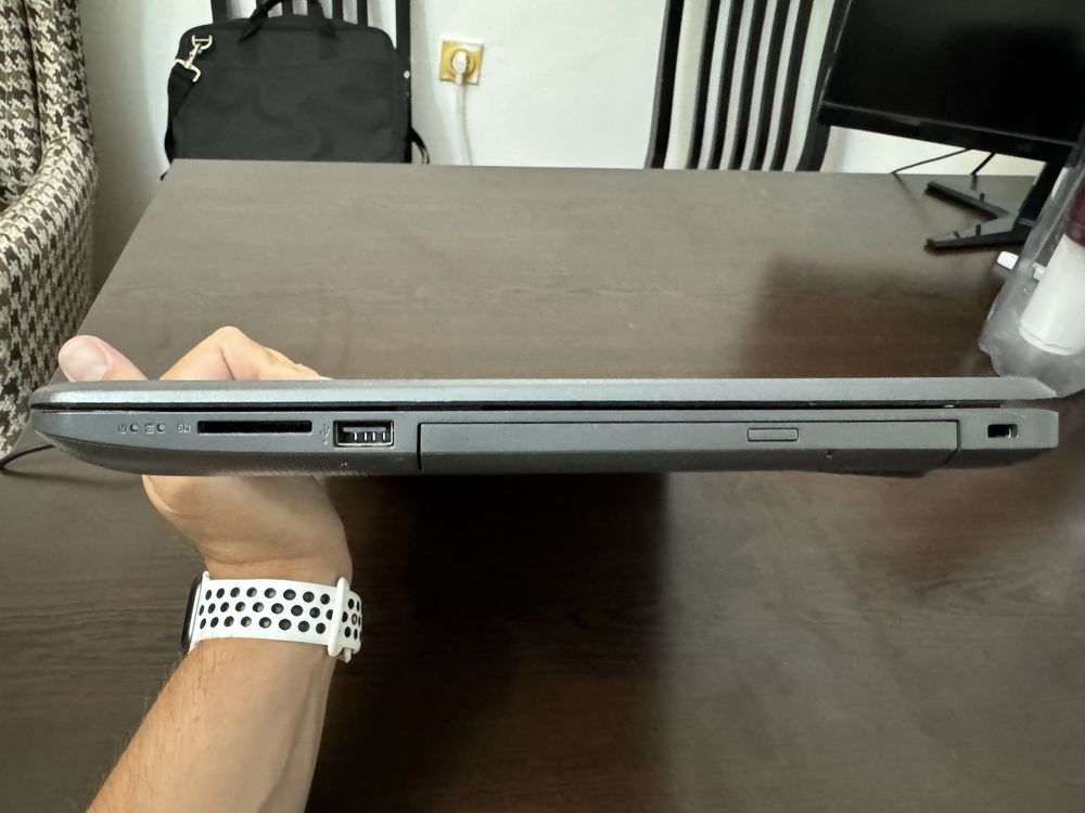 Лаптоп HP 250 G6 1TB HDD + чанта за лаптоп