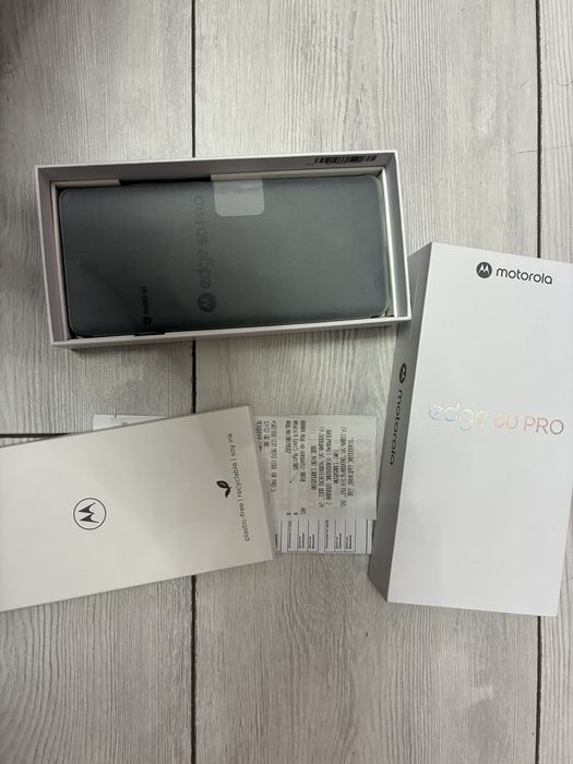 Motorola edge 60 pro 12/512gb