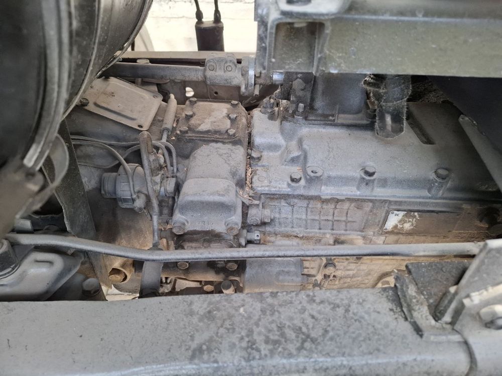 Kamaz moshina sotiladi