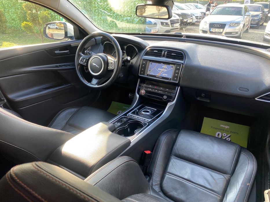 Jaguar XE 2.0D EURO 6/Posibilitate Rate /Avans 0
